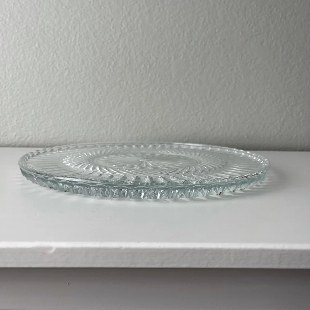 Williams Sonoma Crystal 11” Round Serving Plate – Elegant Entertaining